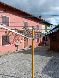 Stendibiancheria a ombrello 