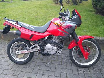 Honda NX 650 Dominator - 1989