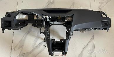 CRUSCOTTO COMPLETO DI AIRBAG PASSEGGERO SUBARU Out