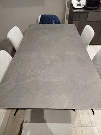 Tavolo allungabile 