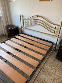 Letto in ottone