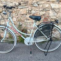 Bicicletta da donna STELLA comoda e robusta