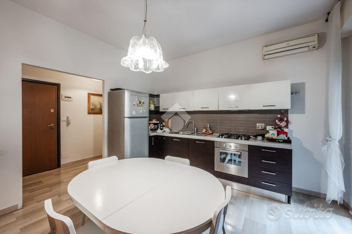 2-soban stan, 90 m²