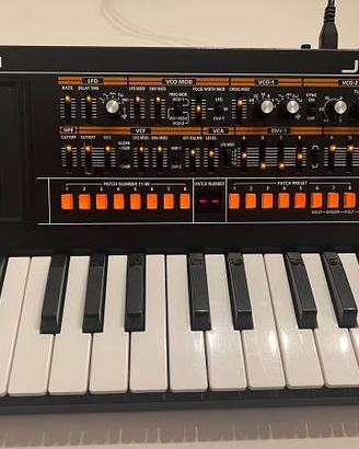Roland JP-08 + Modulo Tastiera Roland K-25m