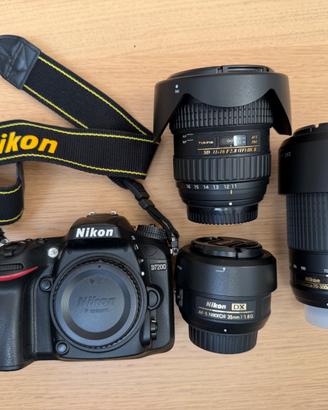 Nikon D7200 + 3 obiettivi + flash Metz + cavallett