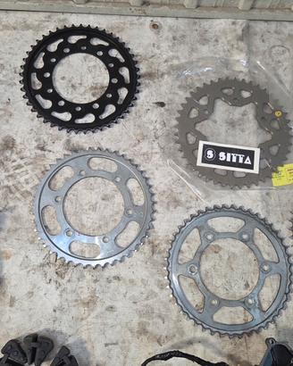 corone e pignoni  per Yamaha,kawasaki e Suzuki 