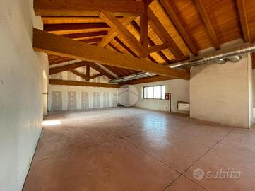 LABORATORIO A MAGENTA