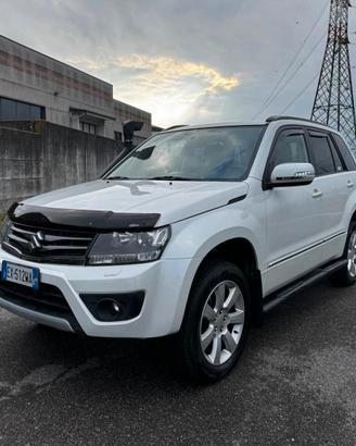 Suzuki Grand Vitara 2.4 aut. 5 porte Evolution Plu