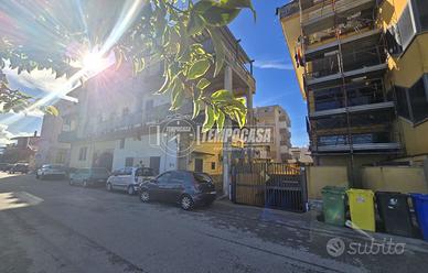 Cinque vani da ristrutturare con posto auto