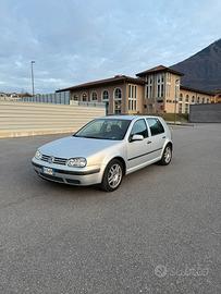 Golf 4 1.4 16V Benzina Neopatentati