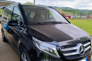 Mercedes classe V sali e guida disabili