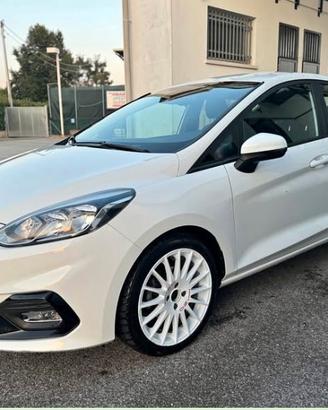 Ford fiesta mk8 2018 1.5 tdci