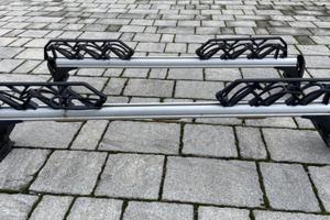 Porta tutto con accessori porta sci