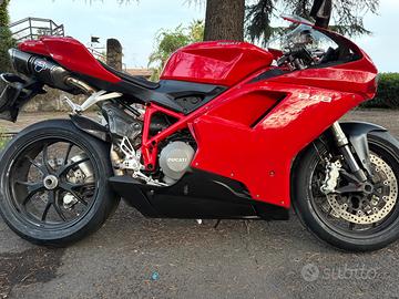 Ducati 848