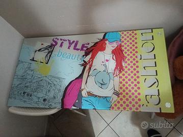 scrivania /specchiera con led