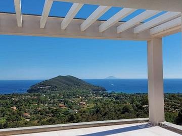 Villa di 390 m² con più di 5 locali a Capoliveri