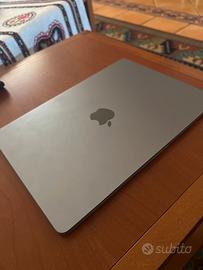 Macbook Air 13” M3 16/256