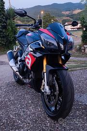 Aprilia Tuono V4R