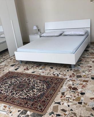 Appartamento ristrutturato 4 vani,250 mt dal mare