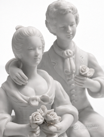 Statuina in porcellana biscuit