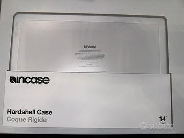 Cover InCase per Macbook Pro 2026 Hard Shell