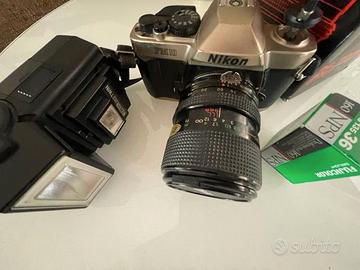 NIKON FM10