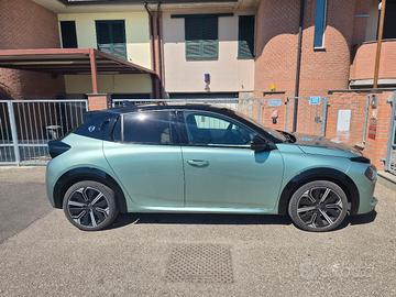 Lancia Ypsilon LX full eletric - 04/2026 - 3597km 