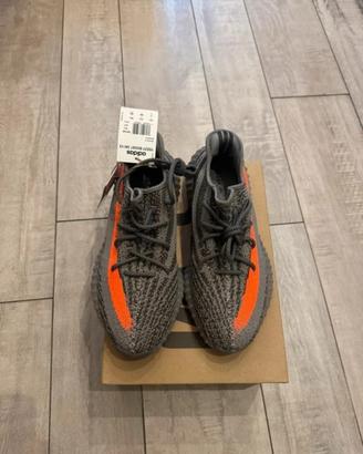 Adidas Yeezy boost 350v2 con cartellino n.45