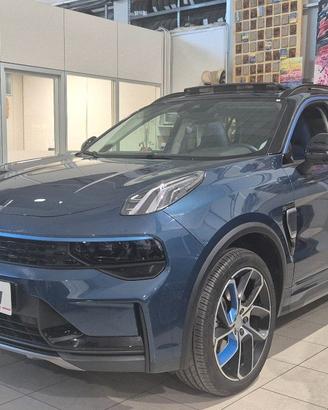 LYNK & CO 01 PHEV