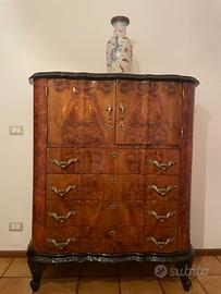 Cassettiera e comodino