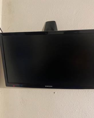 TV LED Samsung 22. Pollici