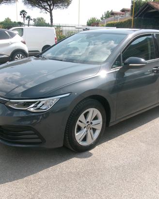Volkswagen Golf 8 VIII 1.0 ETSI IBRIDO 110CV EVO L