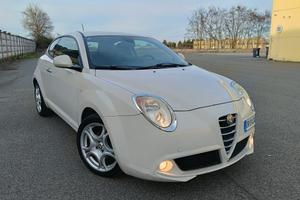 Alfa Romeo MiTo 1.6 JTDm 16V Distinctive Sport Pac