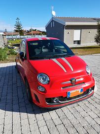 Abarth 695 Tributo Ferrari