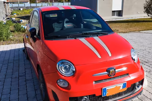 Abarth 695 Tributo Ferrari