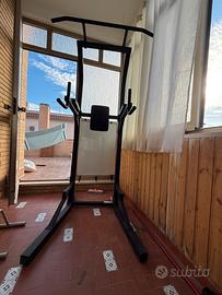 Training station 900