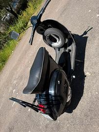 Piaggio vespa 50R
