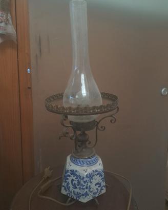 Lampada Elettrica in stile classico