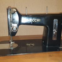 macchina da cucire con mobile
