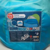 Piscina con ombreggiante nuova