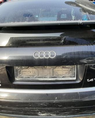 AUDI A2 2002 - PORTELLONE POSTERIORE