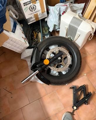 Seat mo silence s01 ant.ruota completo