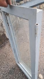 finestra per garage/casa