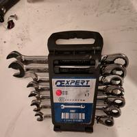 Chiavi combinate a cricchetto