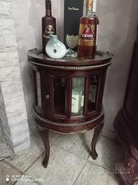 Mobile di esposizione porta bottiglie