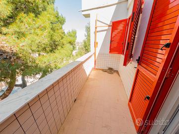 3 LOCALI A MANFREDONIA