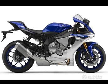 Yamaha R1 2015 originali nuove