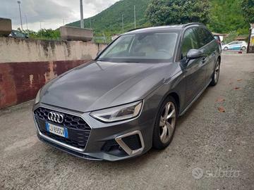 AUDI A4 Avant TDI/163 CV S tronic S line edition