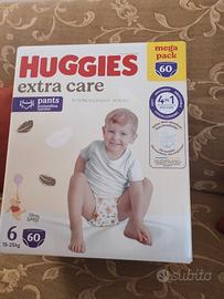 2 pacchi di mutandine Huggies  nuove