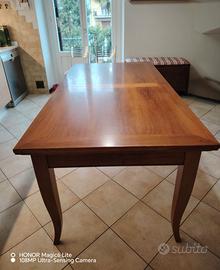 Tavolo in legno allungabile